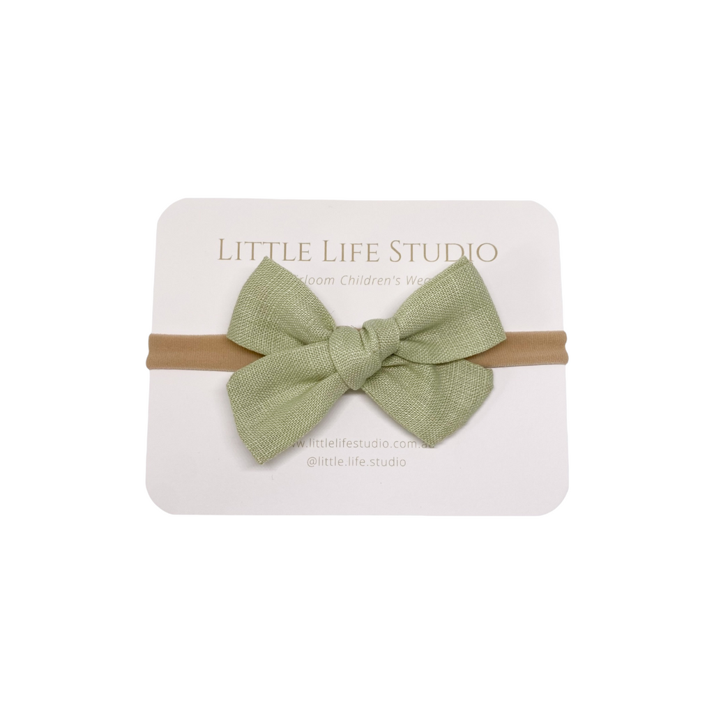 Linen Bow