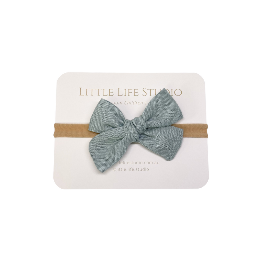 Linen Bow